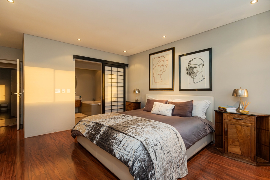 To Let 3 Bedroom Property for Rent in Sea Point Western Cape
